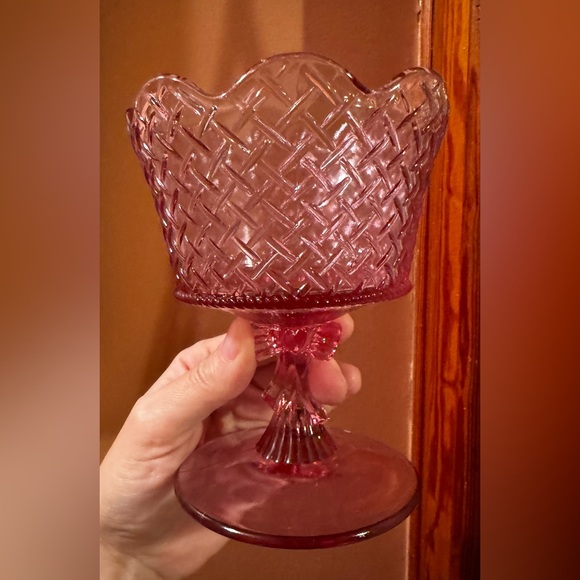 Fenton Vintage Dusty Rose Glass Basket✨ - Picture 3 of 11